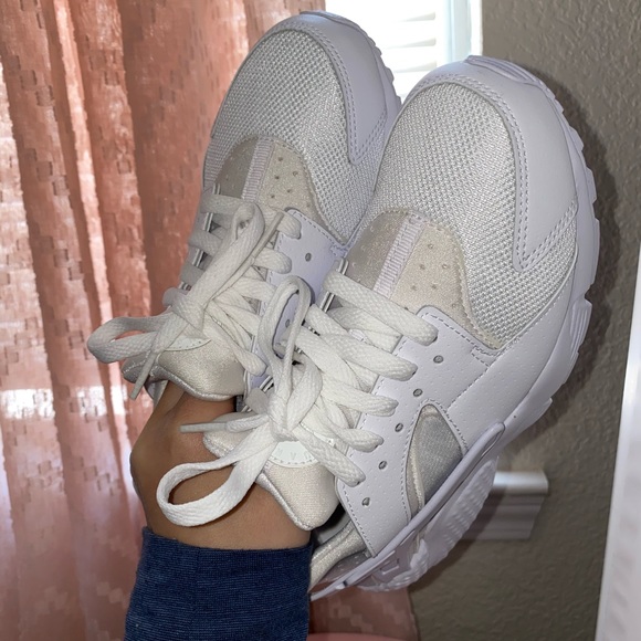 nike huarache sneaks up